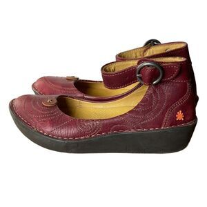The Art Company Red Leather Platform Mary Jane’s w/ Ankle Strap (Size: 6 or 36)